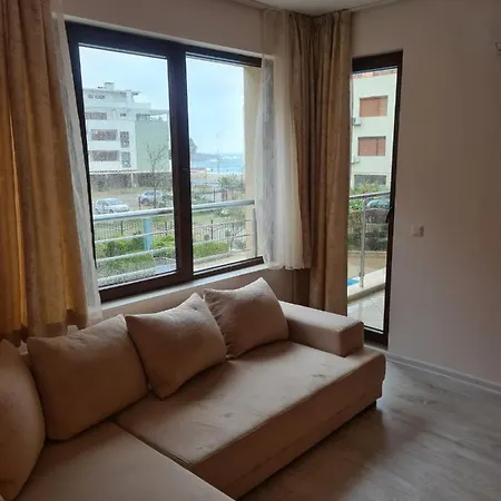 Modern 1br With Sea View & Pool Included With Parking Space * Созопол