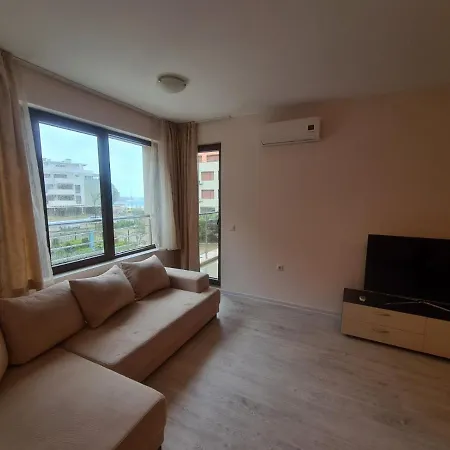 Modern 1br With Sea View & Pool Included With Parking Space Апартаменты Созополь