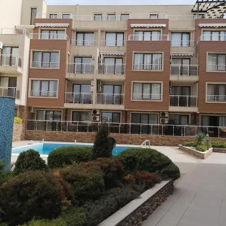아파트 Modern 1br With Sea View & Pool Included With Parking Space 소조폴