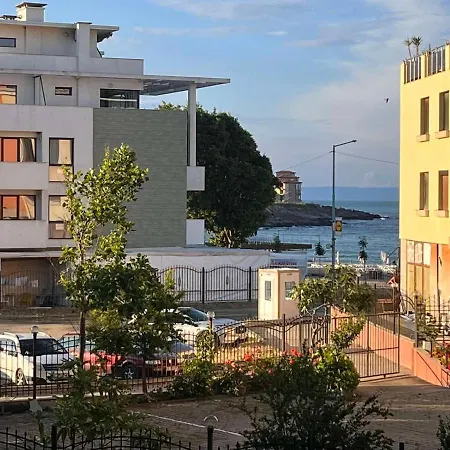 Modern 1br With Sea View & Pool Included With Parking Space Апартаменты Созополь